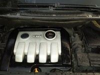 Volkswagen Touran 2005 - Автомобиль на запчасти