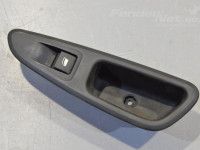 Peugeot 308 2007-2015 Переключатель стеклоподъемника, правый (задний) Запчасть код: 96573850