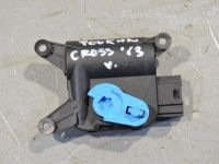 Volkswagen Touran Шаговый двигатель печки,левый Запчасть код: 1K1907511E
Тип кузова: Mahtuniver...