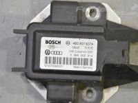 Audi A6 (C5) Ускорение и рыскание датчик Запчасть код: 4B0907637A