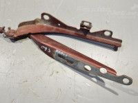 Volvo S60 2000-2009 Петля капота, левый Запчасть код: 30716744