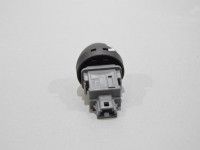 Toyota RAV4 (XA30) 2006-2013 Аварийный сигнал Переключатель Запчасть код: 84332-42020 -> 84332-42021
Тип ку...