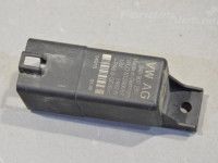 Volkswagen Polo Предварительной свечение реле Запчасть код: 04B907281
Тип кузова: 5-ust luukpära