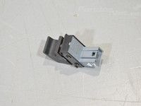 Seat Leon Переключатель стеклоподъемника, правый (задний) Запчасть код:   7L6959855B  REH
Тип кузова: 5-u...