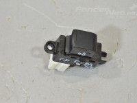 Subaru Forester Переключатель стеклоподъемника, правый (задний) Запчасть код: 83071FG110
Тип кузова: Linnamaast...