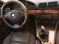 BMW 5 (E39) 2000 - Автомобиль на запчасти