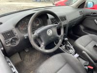 Volkswagen Golf 4 2004 - Автомобиль на запчасти