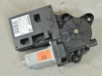 Volvo V50 Двигатель стеклоподъемника, правый передний Запчасть код: 31295234
Тип кузова: Universaal
Т...