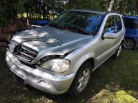 Mercedes-Benz ML (W163) 2002 - Автомобиль на запчасти