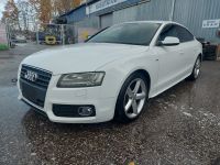 Audi A5 (B8) 2011 - Автомобиль на запчасти