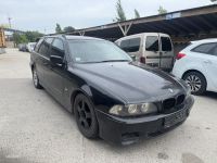 BMW 5 (E39) 2001 - Автомобиль на запчасти