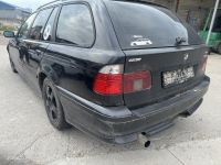 BMW 5 (E39) 2001 - Автомобиль на запчасти