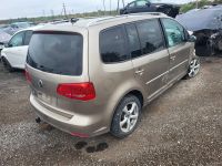 Volkswagen Touran 2012 - Автомобиль на запчасти