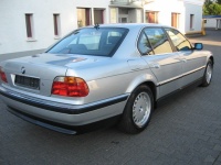 BMW 7 (E38) 2001 - Автомобиль на запчасти